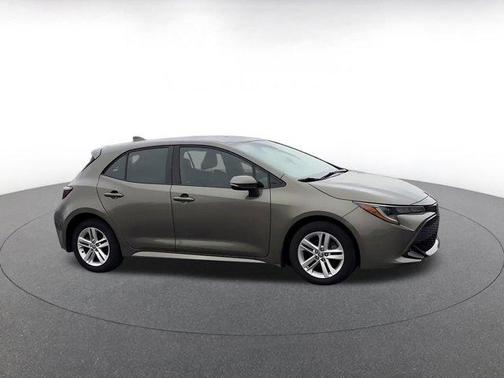 2020 Toyota Corolla Hatchback SE