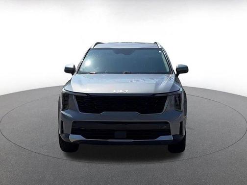 Everlasting Silver 2024 Kia Sorento S