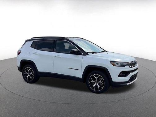 Bright White Clearcoat 2025 Jeep Compass Limited
