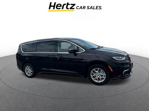 2024 Chrysler Pacifica Touring-L
