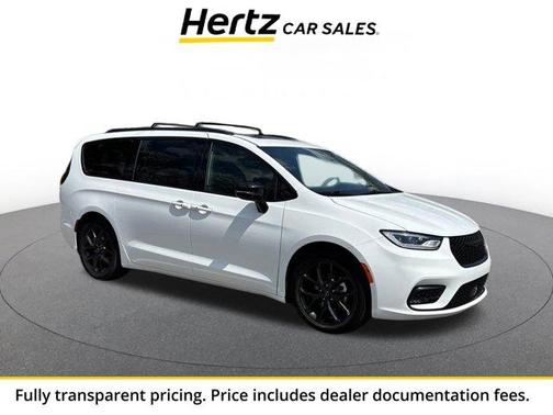 Bright White Clearcoat 2025 Chrysler Pacifica Limited