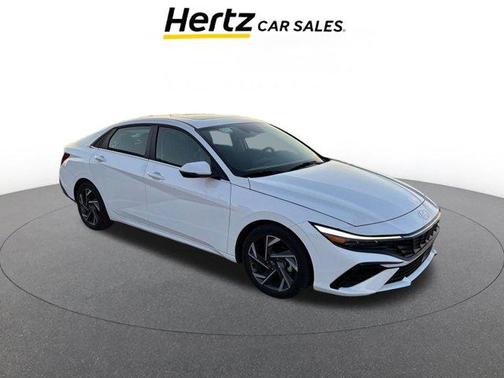 2025 Hyundai ELANTRA Limited