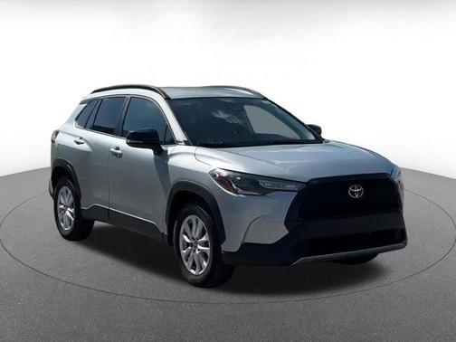 2025 Toyota Corolla Cross LE