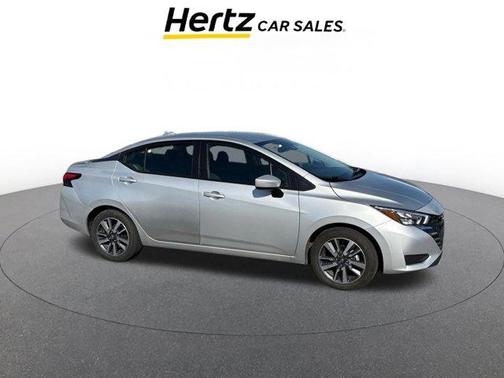 Brilliant Silver Metallic 2025 Nissan Versa 1.6 SV