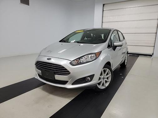 Photo 4 of 26 of 2019 Ford Fiesta SE