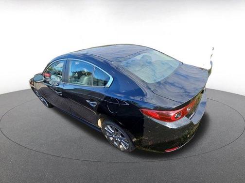 2025 Mazda Mazda3 FWD w/Preferred Package