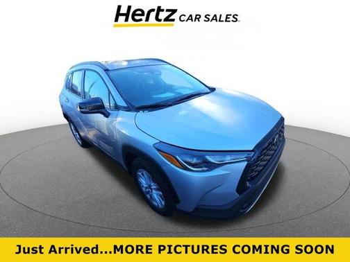 2025 Toyota Corolla Cross LE
