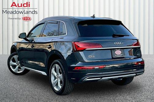 Manhattan Gray Metallic 2021 Audi Q5 45 Premium Plus