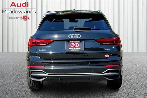 2024 Audi Q3 Premium 45 TFSI S line quattro Tiptronic