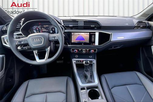 2025 Audi Q3 Premium