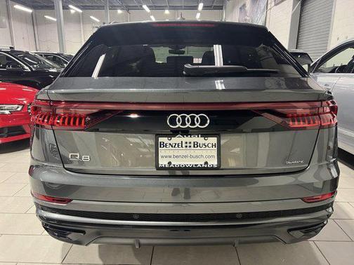 Samurai Gray Metallic 2020 Audi Q8 55 Premium Plus