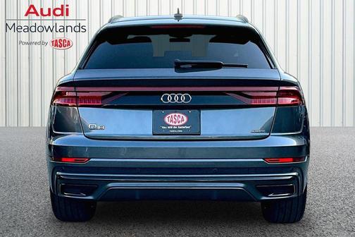Samurai Gray Metallic 2020 Audi Q8 55 Premium Plus