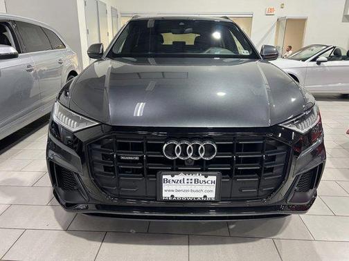 Samurai Gray Metallic 2020 Audi Q8 55 Premium Plus