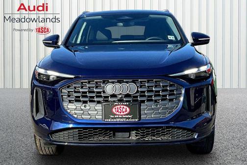 Navarra Blue Metallic 2025 Audi Q5 Premium TFSI quattro S tronic