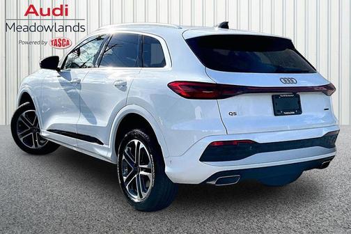 Arkona White 2025 Audi Q5 Premium TFSI quattro S tronic