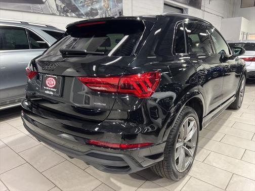 2024 Audi Q3 45 S line Premium Plus