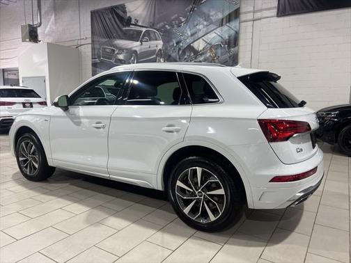2024 Audi Q5 45 S line Premium Plus