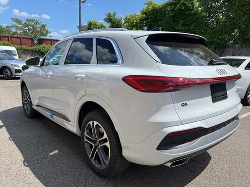 2025 Audi Q5 2.0T Premium