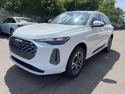 2025 Audi Q5 2.0T Premium