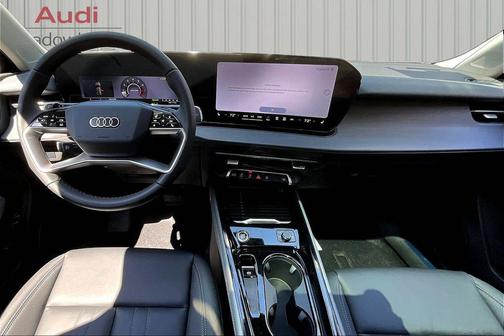 Glacier White Metallic 2026 Audi Q3 S line