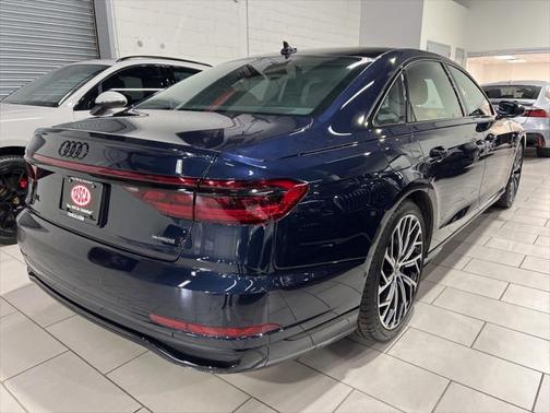 2023 Audi A8 L 55 TFSI quattro Tiptronic