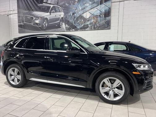 2018 Audi Q5 2.0T Premium Plus