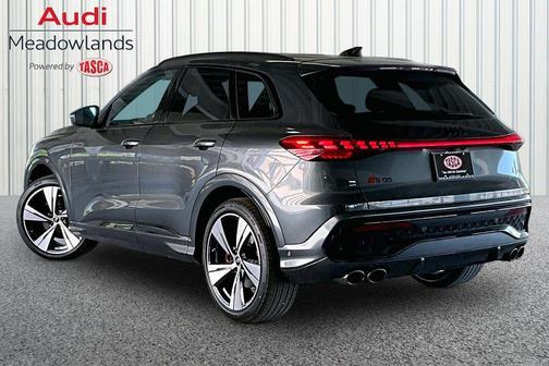 Daytona Gray Pearl Effect 2026 Audi SQ5 3.0T Premium Plus