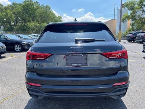 2025 Audi Q3 Premium