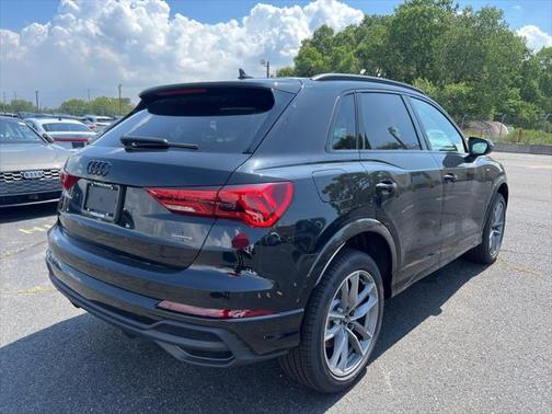 2025 Audi Q3 Premium
