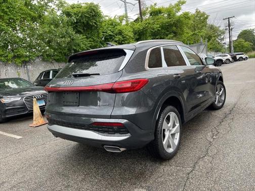 2025 Audi Q5 2.0T Premium