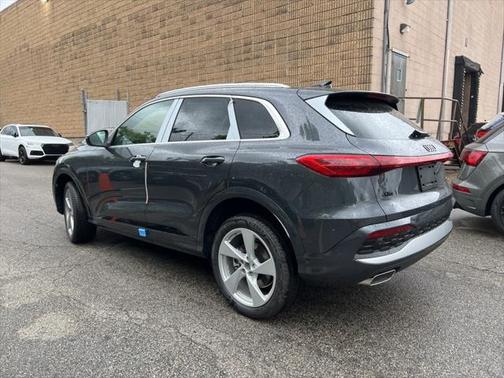 2025 Audi Q5 2.0T Premium