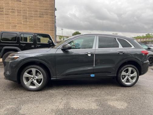2025 Audi Q5 2.0T Premium