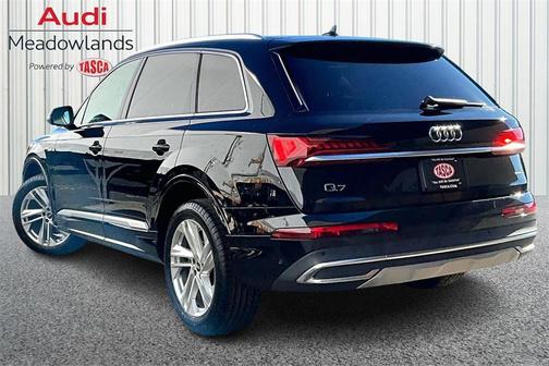 2023 Audi Q7 55 Premium Plus