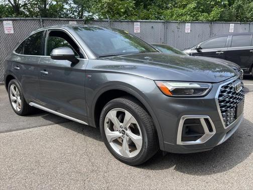 2022 Audi Q5 45 S line Premium Plus