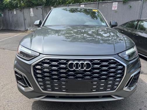 2022 Audi Q5 45 S line Premium Plus
