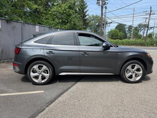 2022 Audi Q5 45 S line Premium Plus