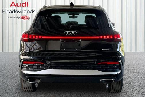 Mythos Black Metallic 2026 Audi Q5 Premium TFSI quattro S tronic