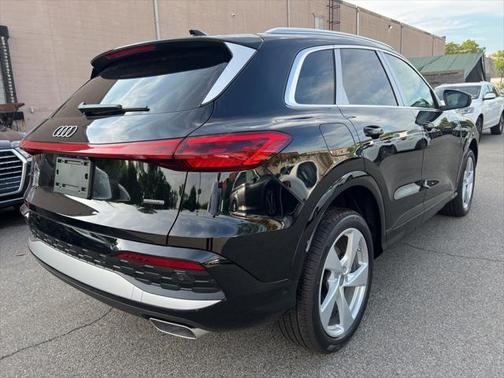 2025 Audi Q5 2.0T Premium Plus