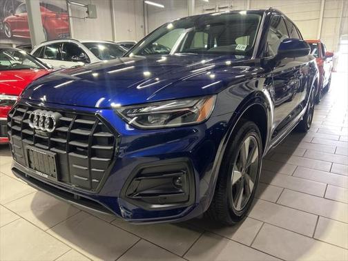 2024 Audi Q5 40 Premium Plus