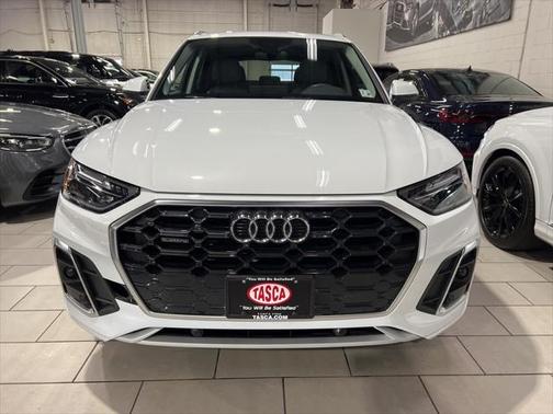 2022 Audi Q5 45 S line Premium