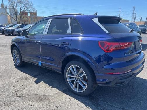 2025 Audi Q3 Premium