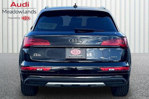 Brilliant Black 2023 Audi Q5 40 Premium