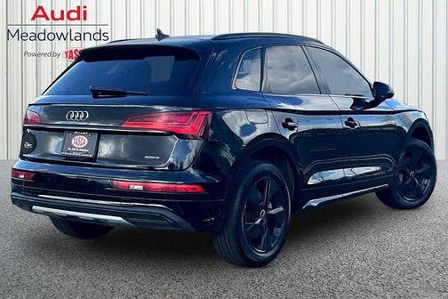 Brilliant Black 2023 Audi Q5 40 Premium