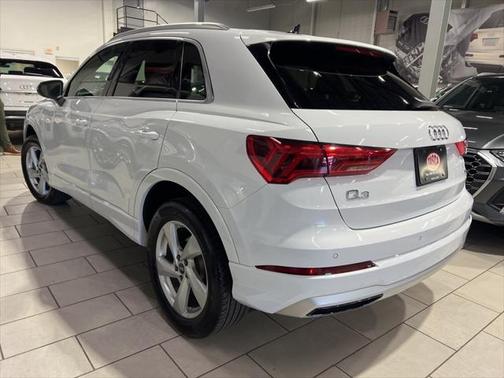 2022 Audi Q3 40 Premium