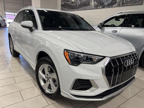 2022 Audi Q3 40 Premium