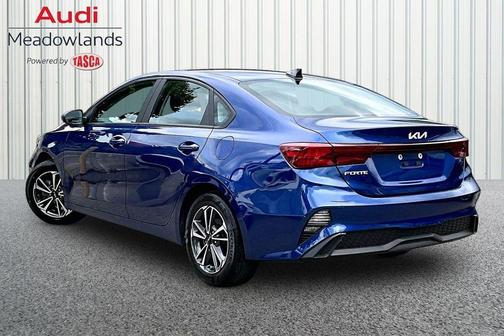 Deep Sea Blue 2022 Kia Forte LXS