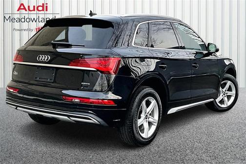 2023 Audi Q5 40 Premium