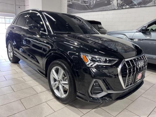 2022 Audi Q3 45 S line Premium Plus
