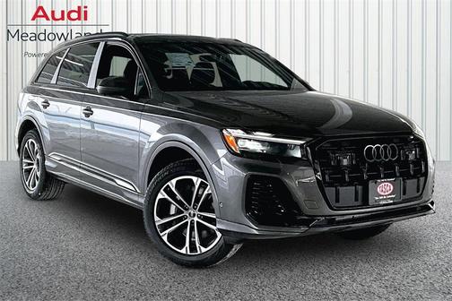 2026 Audi Q7 45 Premium Plus