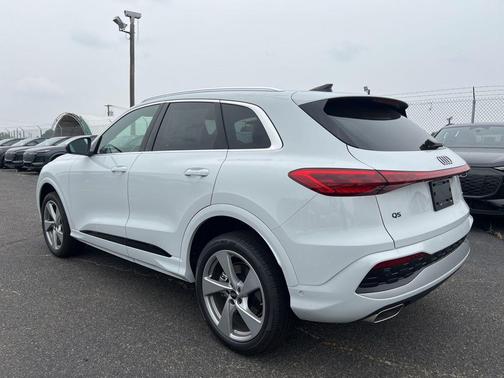 2025 Audi Q5 2.0T Premium Plus